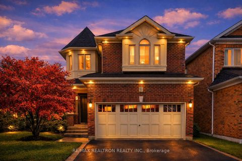 86 Eagle Peak Drive Richmond Hill ON L4S 2W2