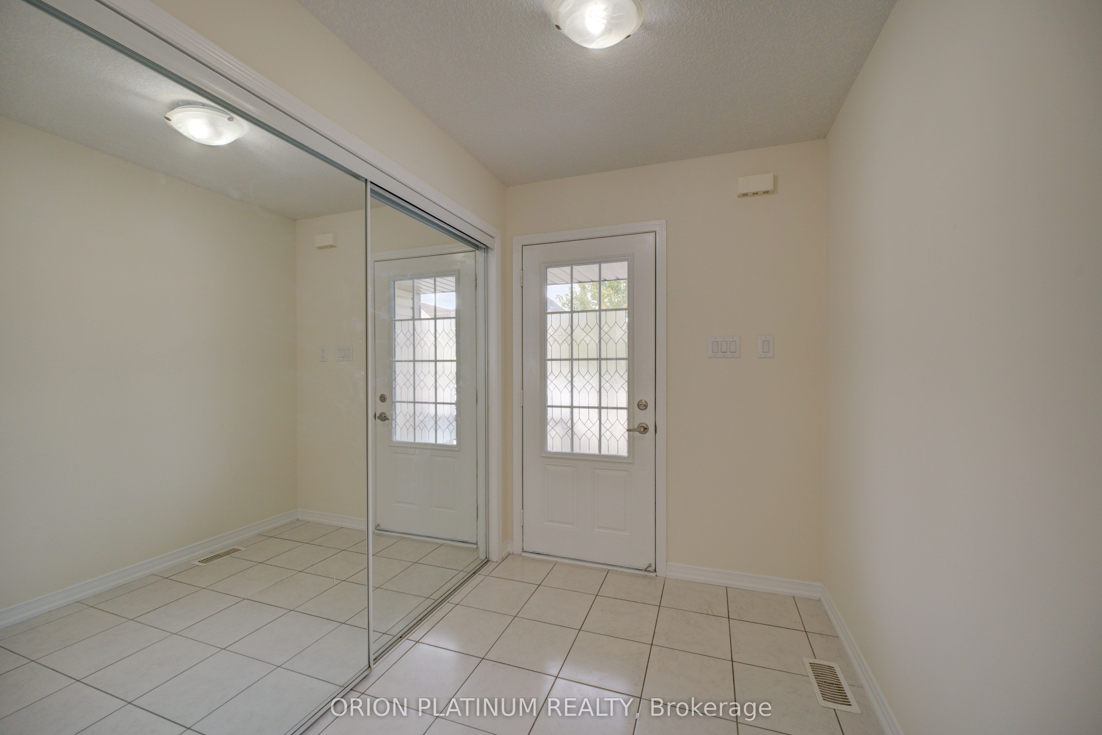 140 Munro Circle