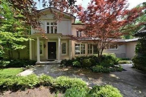 Photo of 7 Valleyanna Drive, Toronto, ON M4N 1J7 (MLS # C12301941)