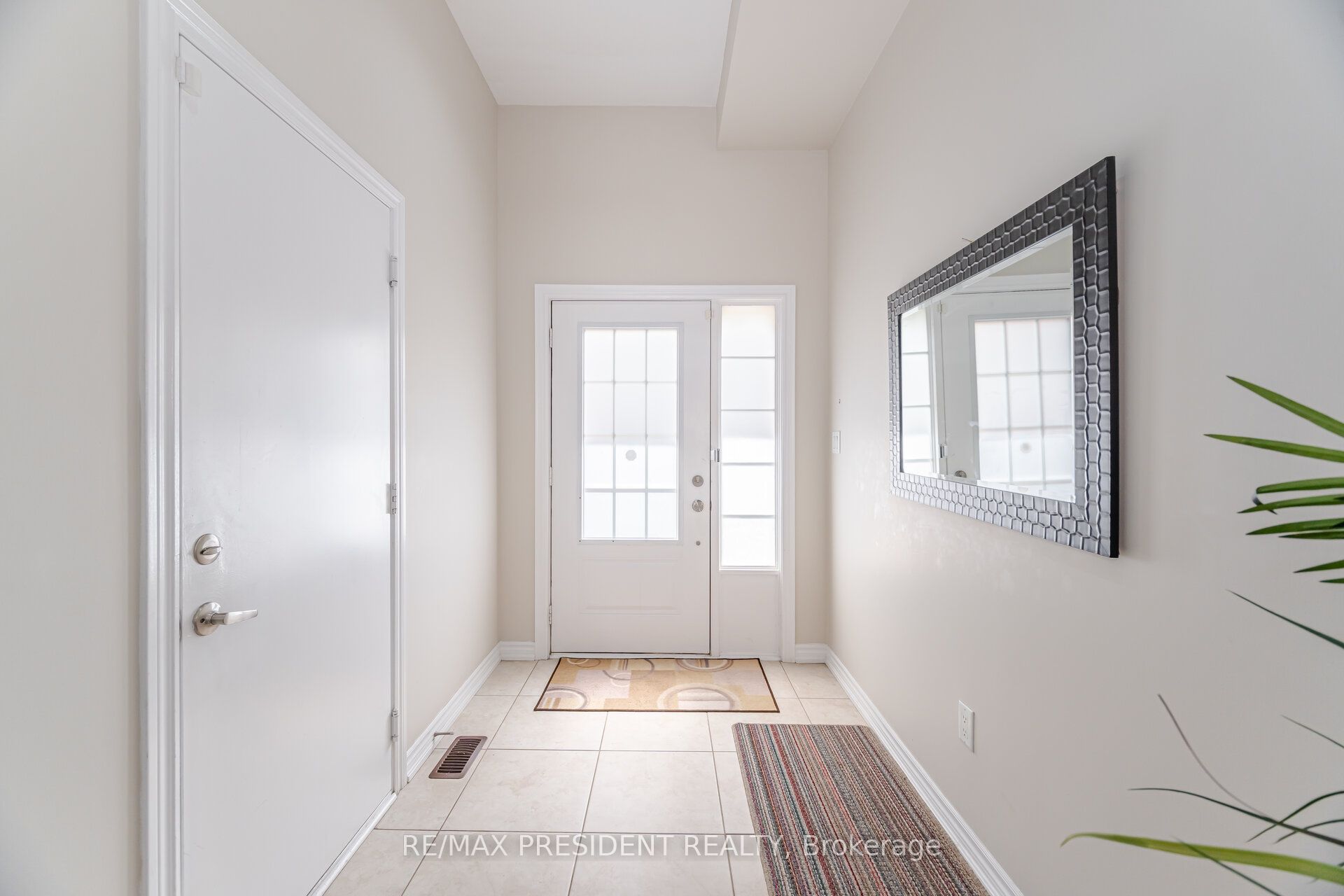 2530 Countryside Drive 5