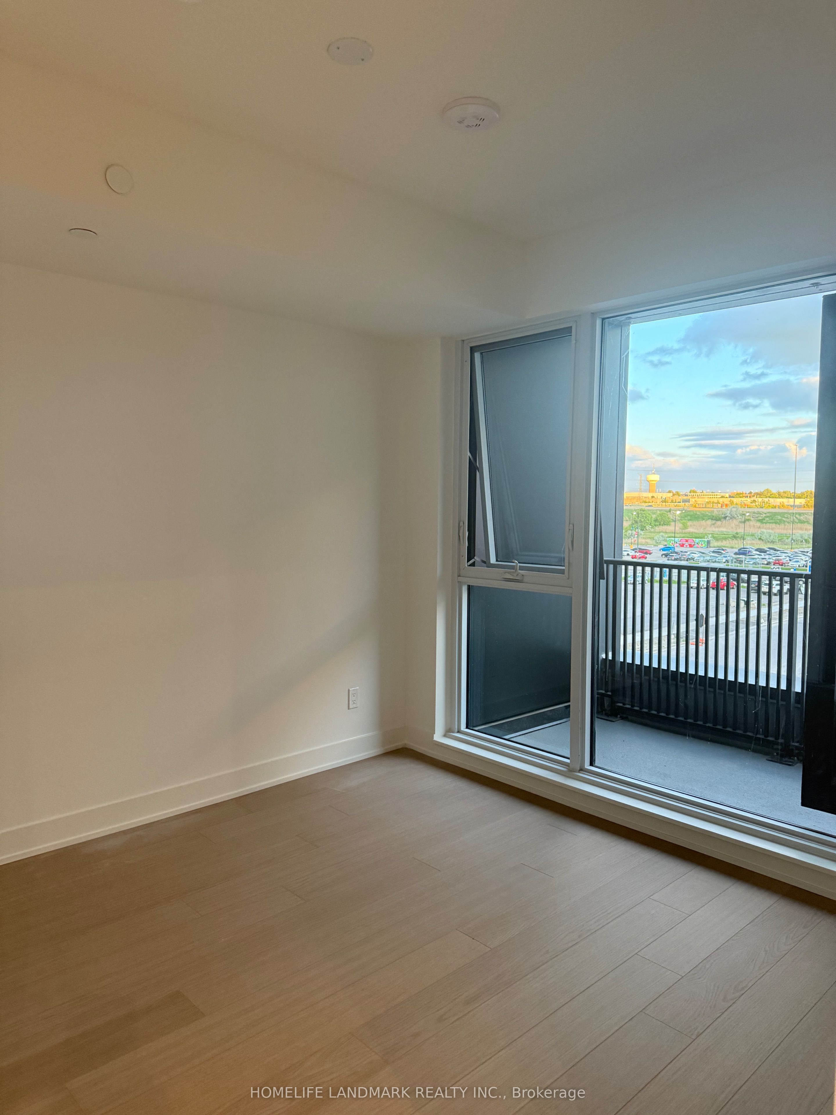 38 Andre De Grasse Street D417