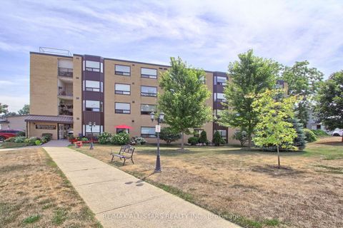 Photo of 41 Ash Street #103, Uxbridge, ON L9P 1E2 (MLS # N12466968)