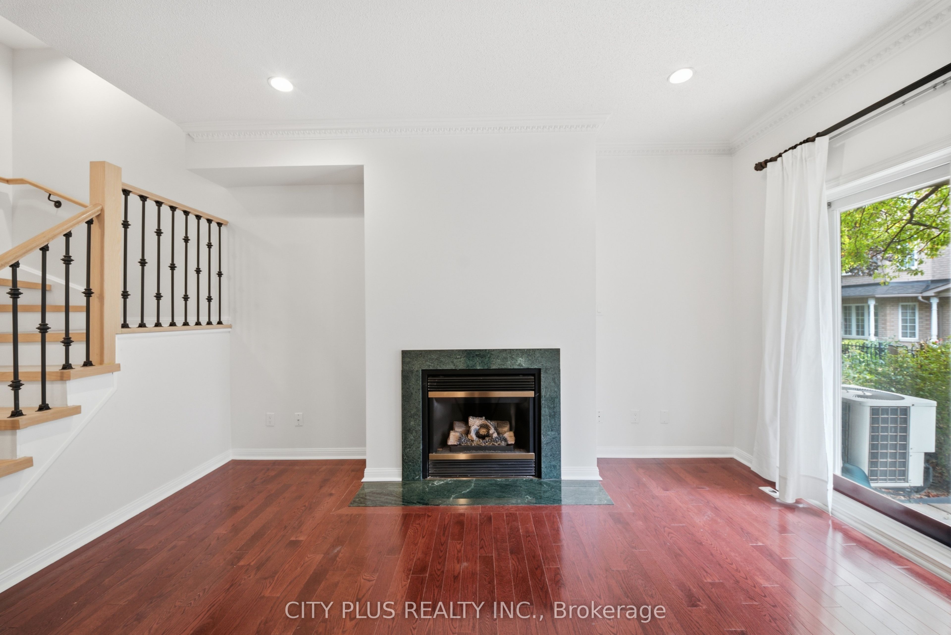 21 St. Moritz Way 3A
