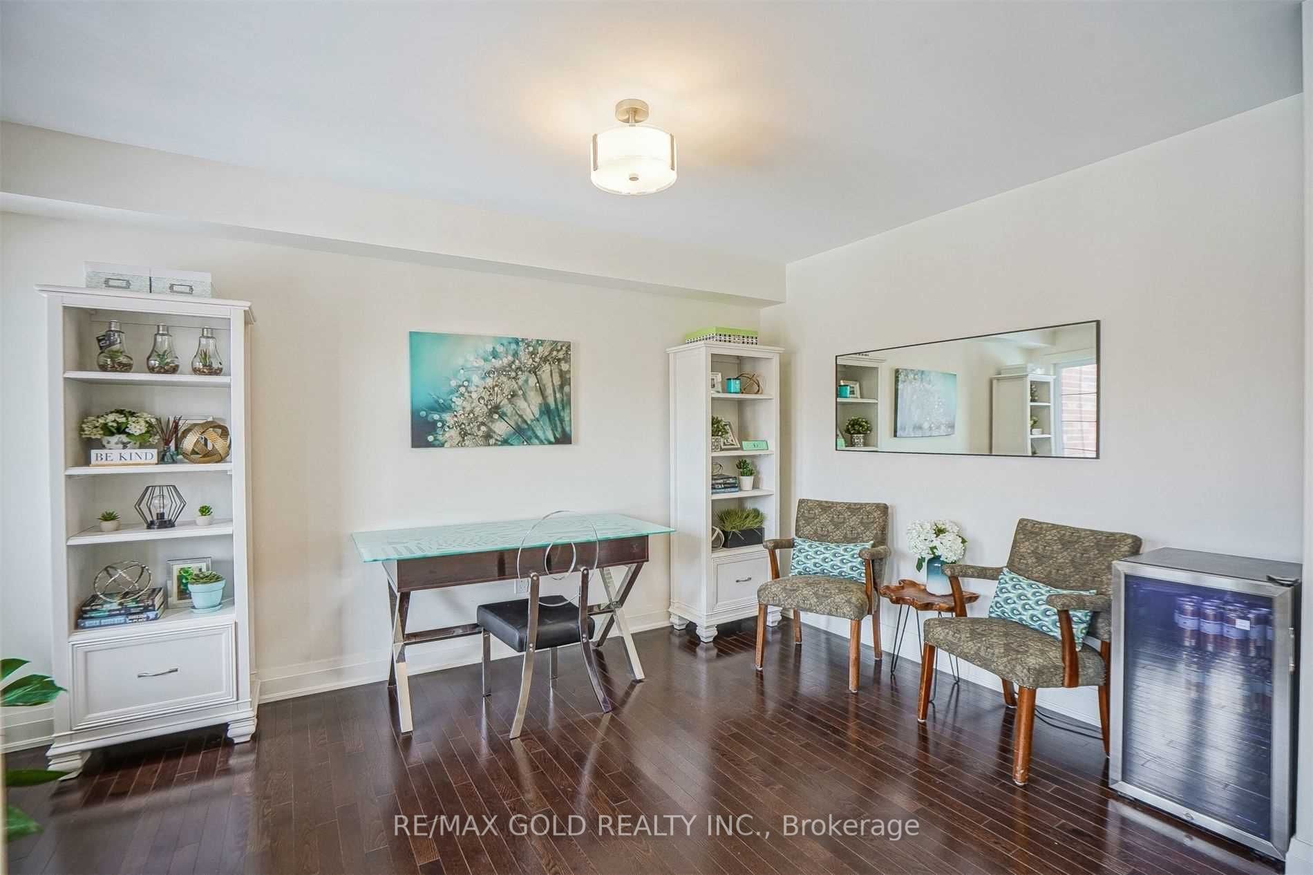 116 Aspen Hills Road