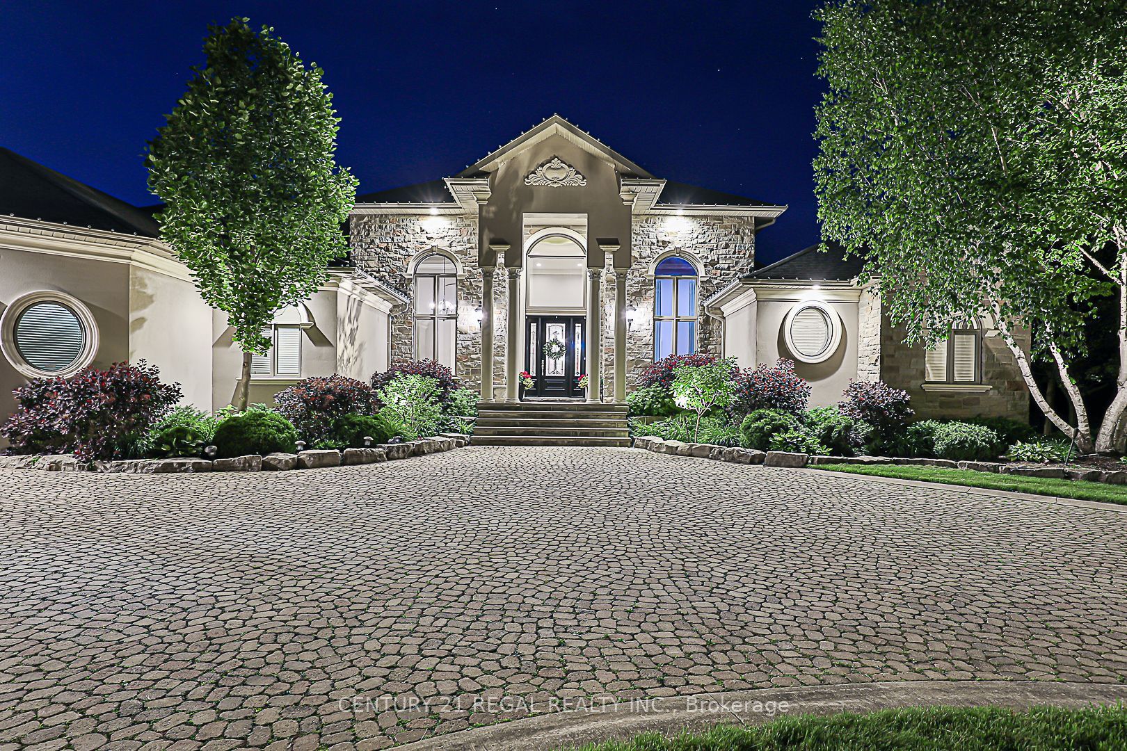 16 Lake Woods Drive