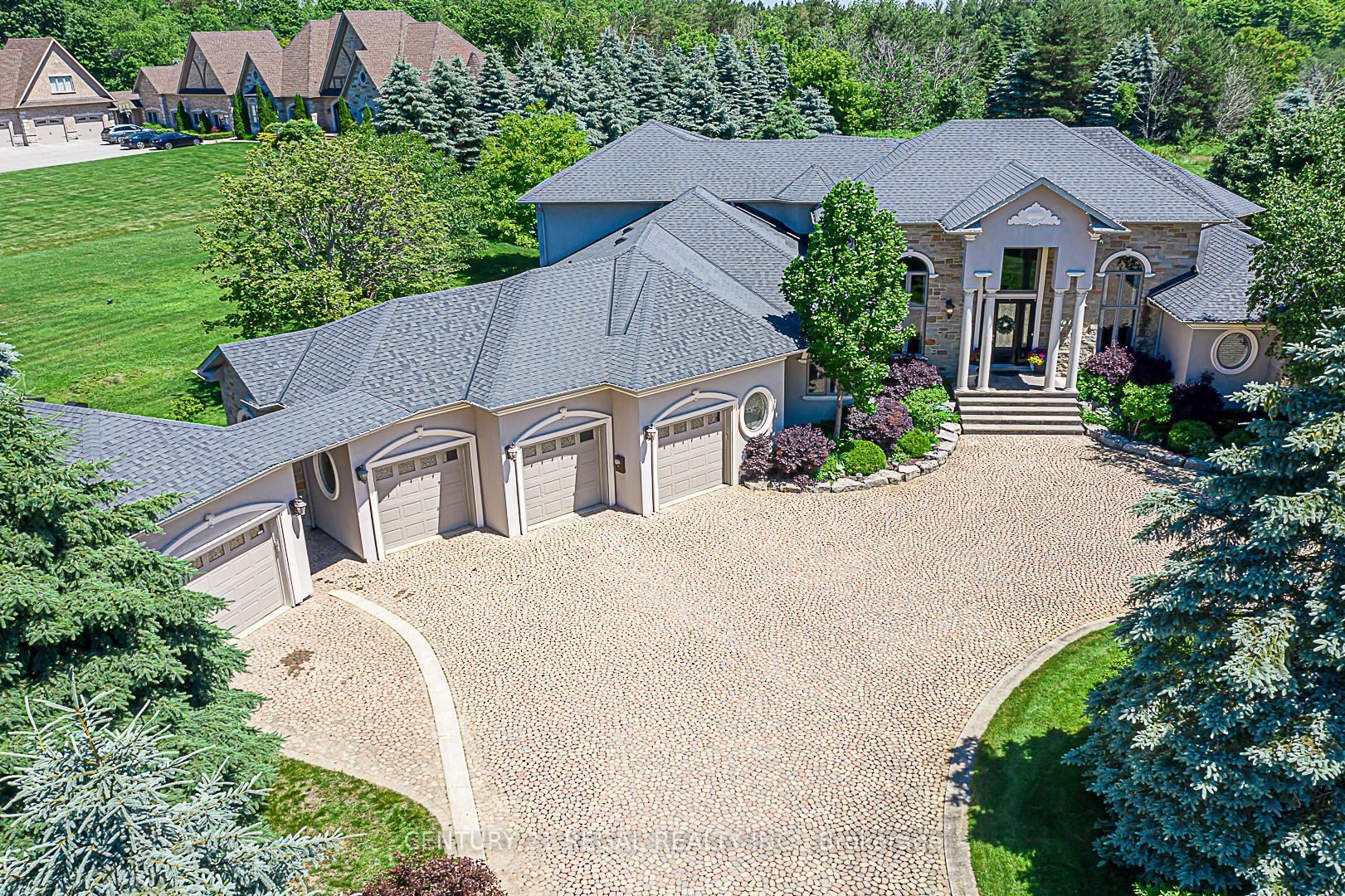 16 Lake Woods Drive