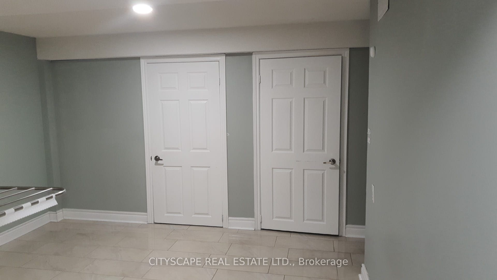 3932 Beechnut Row Crescent Bsmt