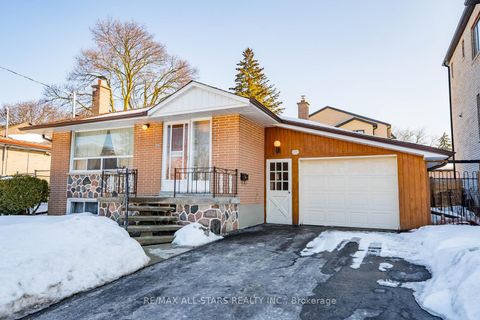 394 Osiris Drive Richmond Hill ON L4C 2P9