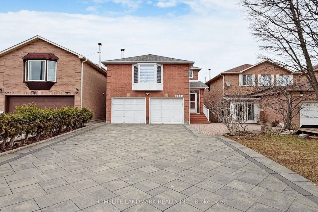 Photo of 5235 Astwell Avenue, Mississauga, ON L5R 3H8 (MLS # W12959040)