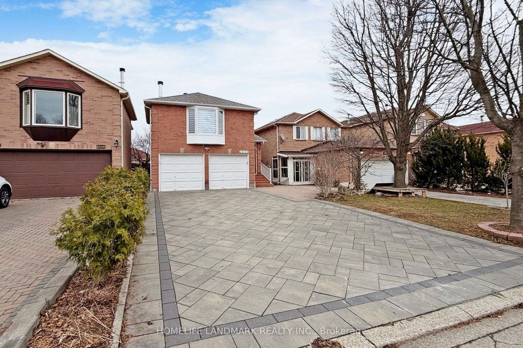 Photo of 5235 Astwell Avenue, Mississauga, ON L5R 3H8 (MLS # W12959040)