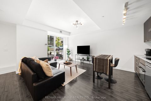 Photo of 18 Rean Drive #TH3, Toronto, ON M2K 0C7 (MLS # C12443419)
