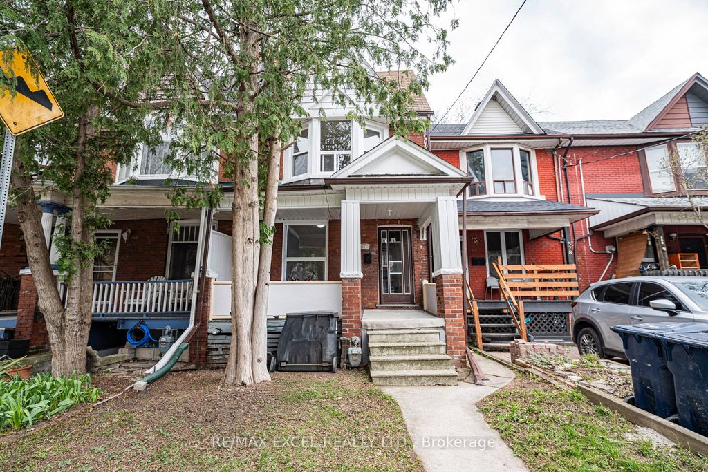 Photo of 576 Gladstone Avenue, Toronto, ON M6H 3J2 (MLS # W13027028)