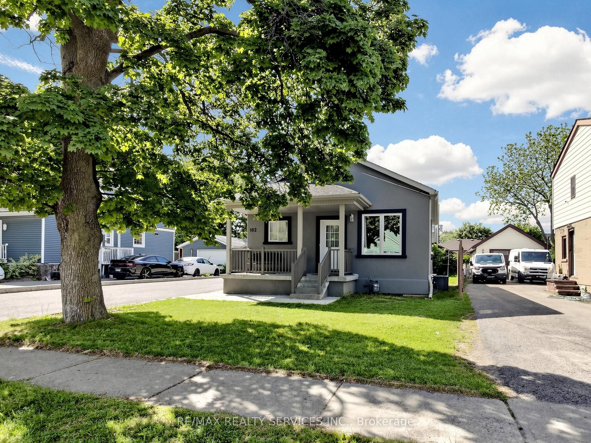 102 Woodward Avenue