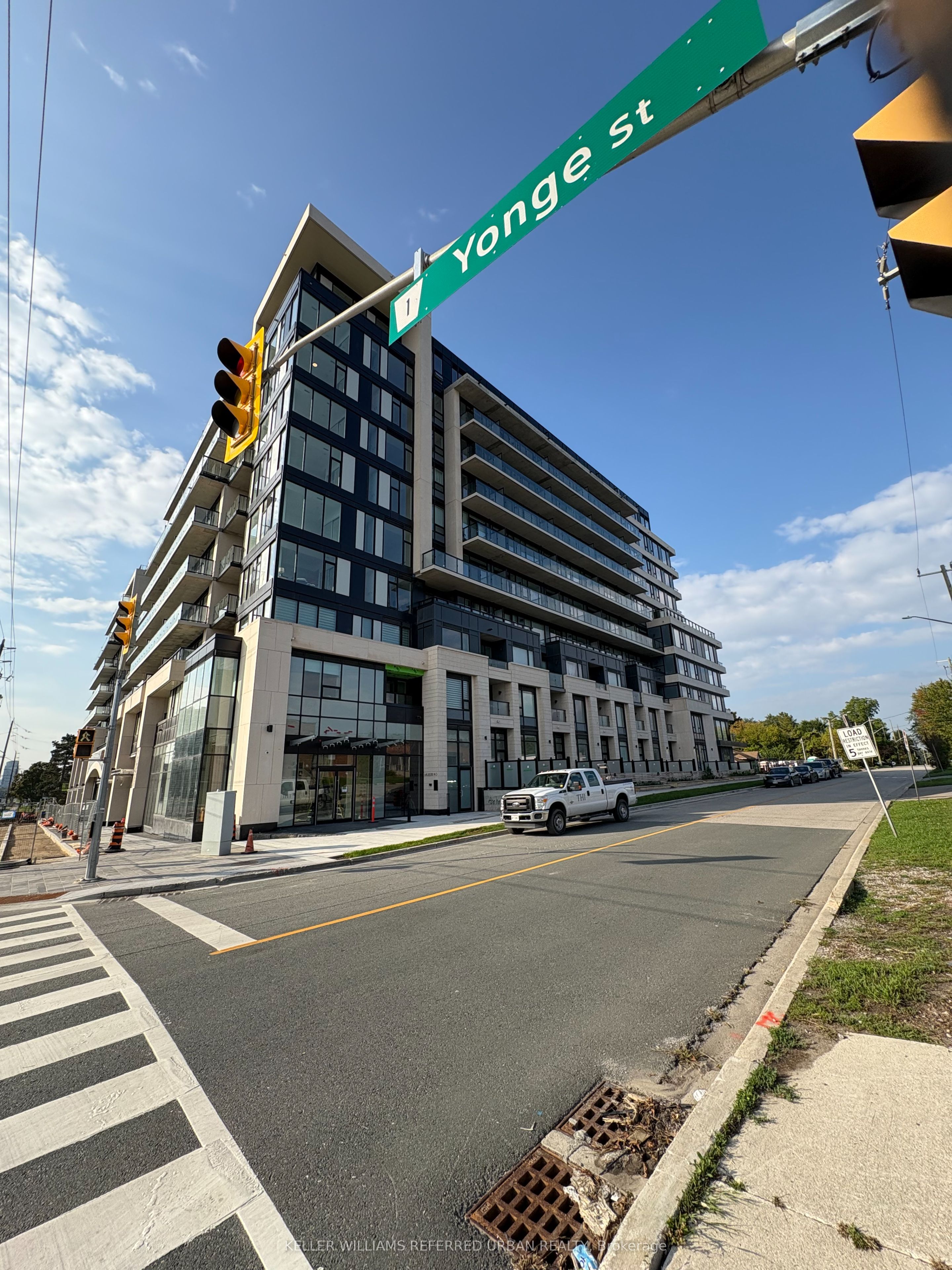 8188 Yonge Street S 513