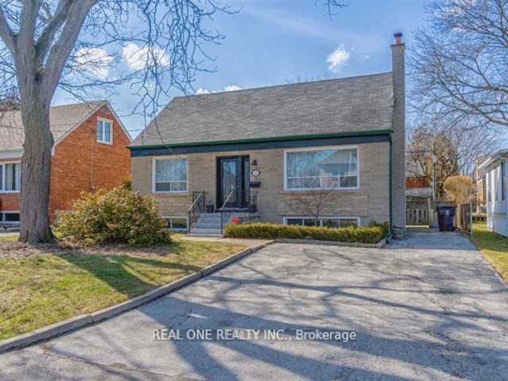 Photo of 34 Vassar Drive, Toronto, ON M9B 5G1 (MLS # W12372480)
