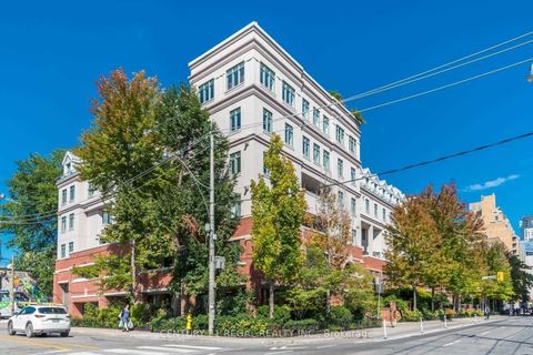 500 Richmond Street W Ph24 Toronto ON M5V 3N4