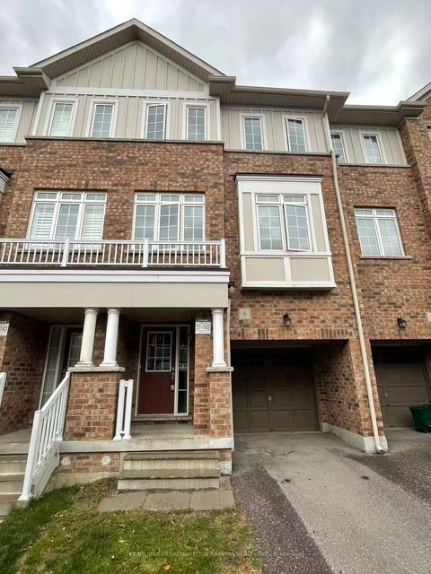 6 Fanny Grove Way Markham ON L6E 0T7