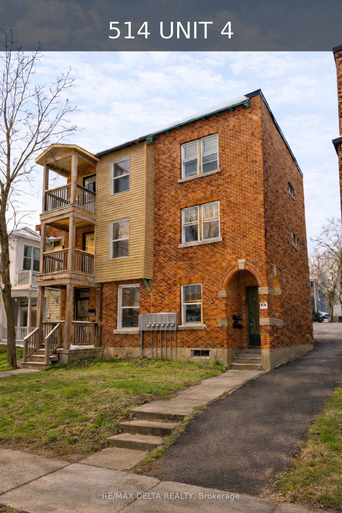 Photo 1 of 6 — 514 Bay Street 4, Ottawa Centre, ON K1R 6B3