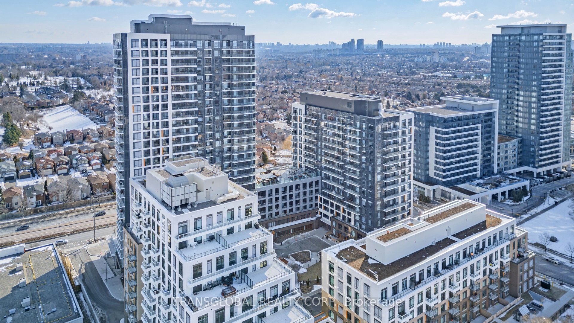 7950 Bathurst Street 202