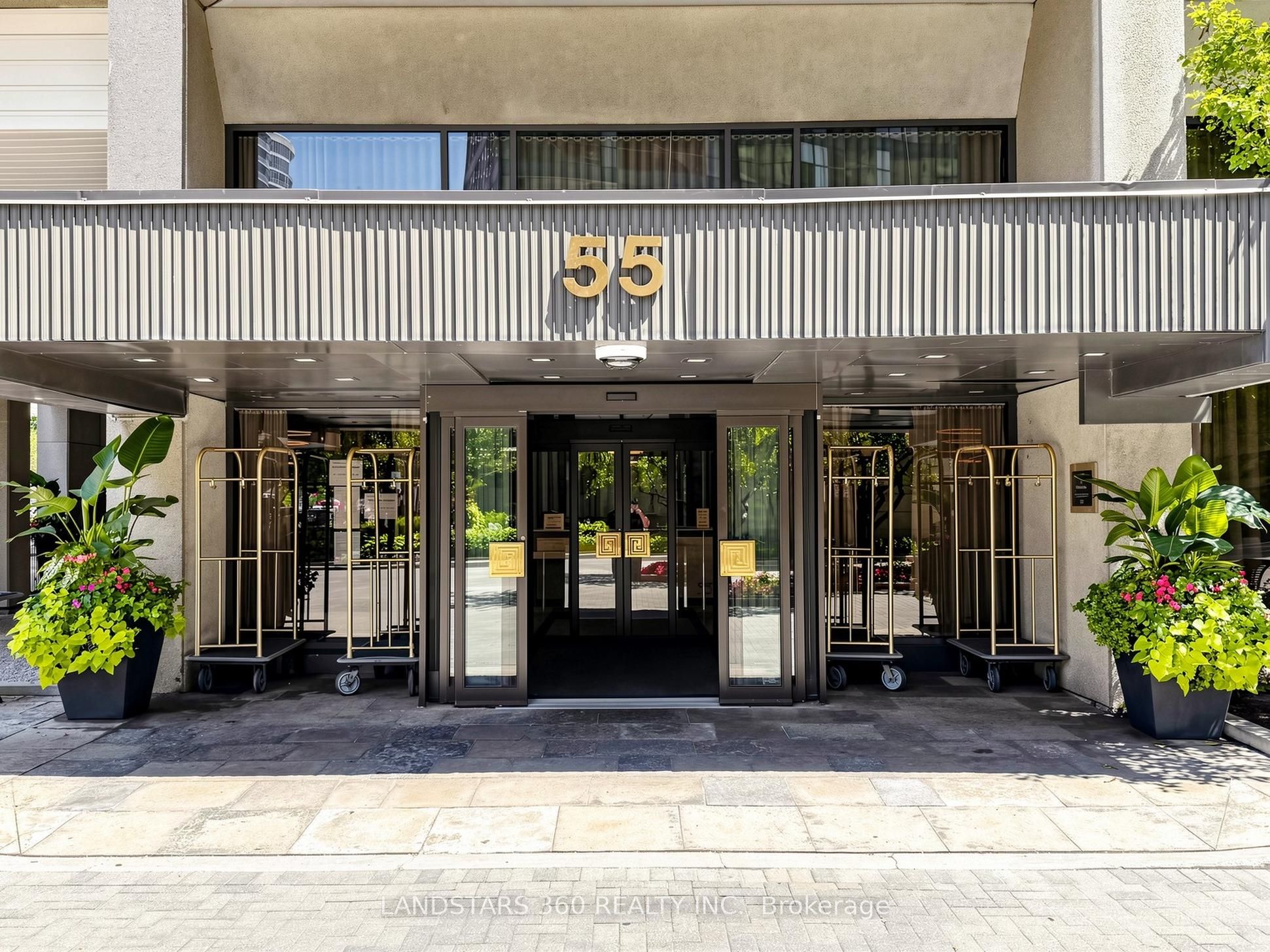 55 Harbour Square 3311