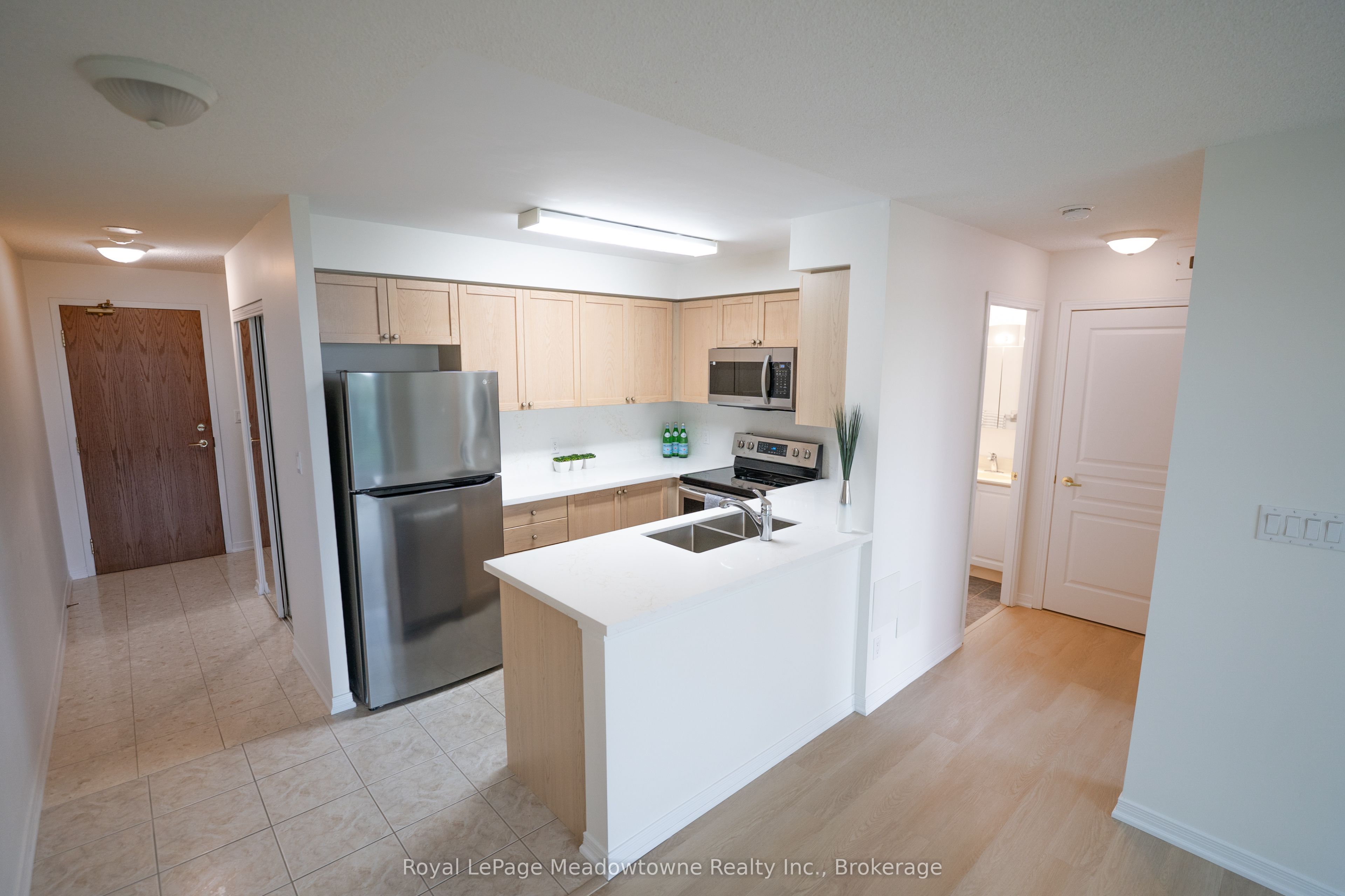 4879 Kimbermount Avenue 301