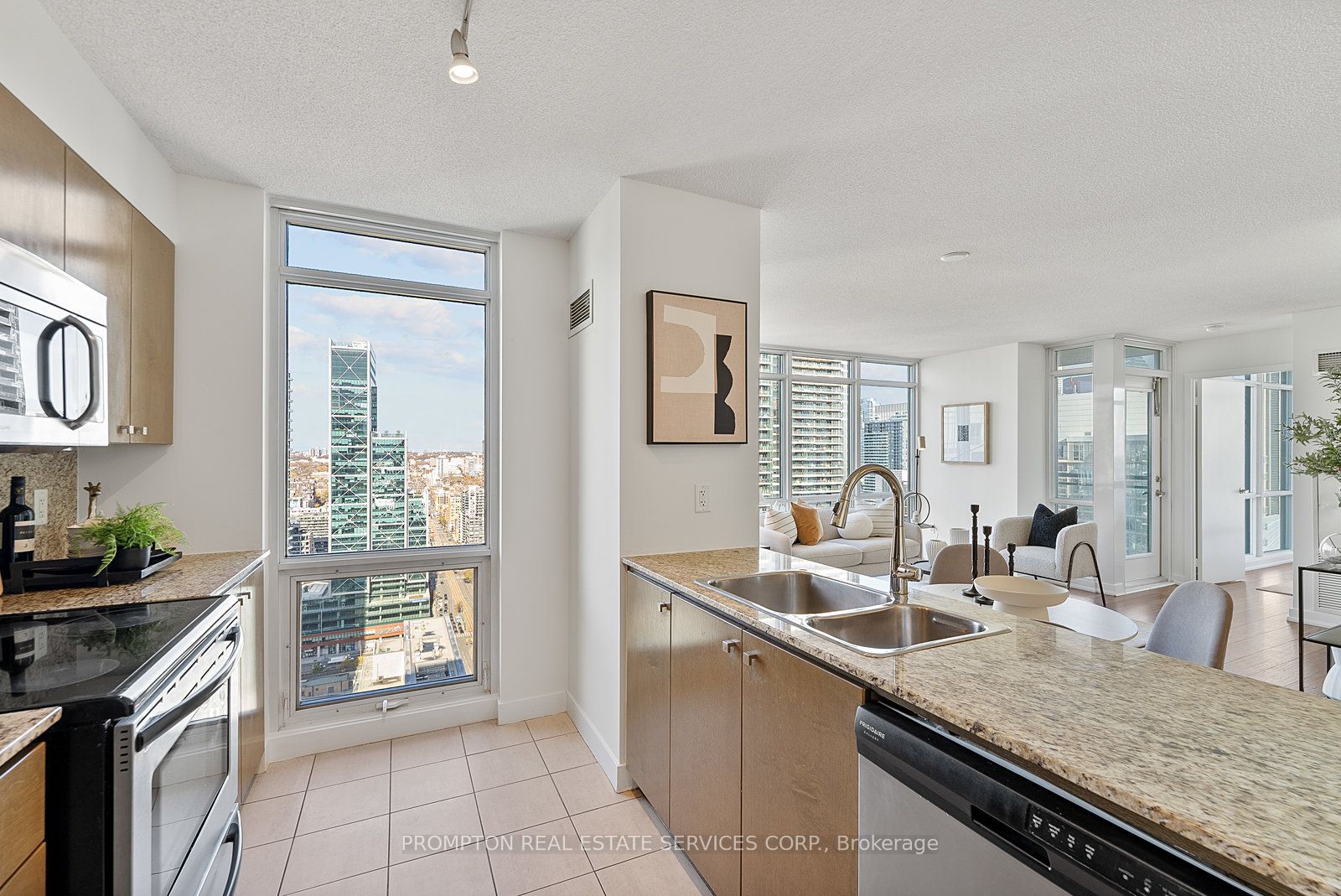 11 Brunel Court 4806