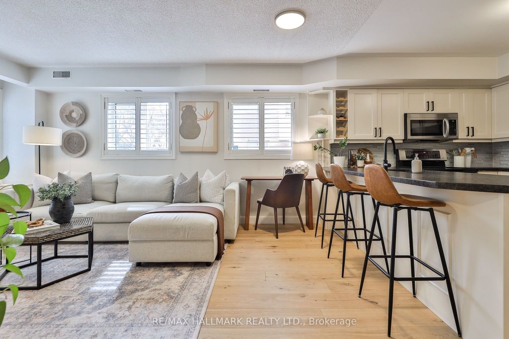 Photo of 208 Niagara Street #59, Toronto, ON M6J 3W5 (MLS # C13002552)