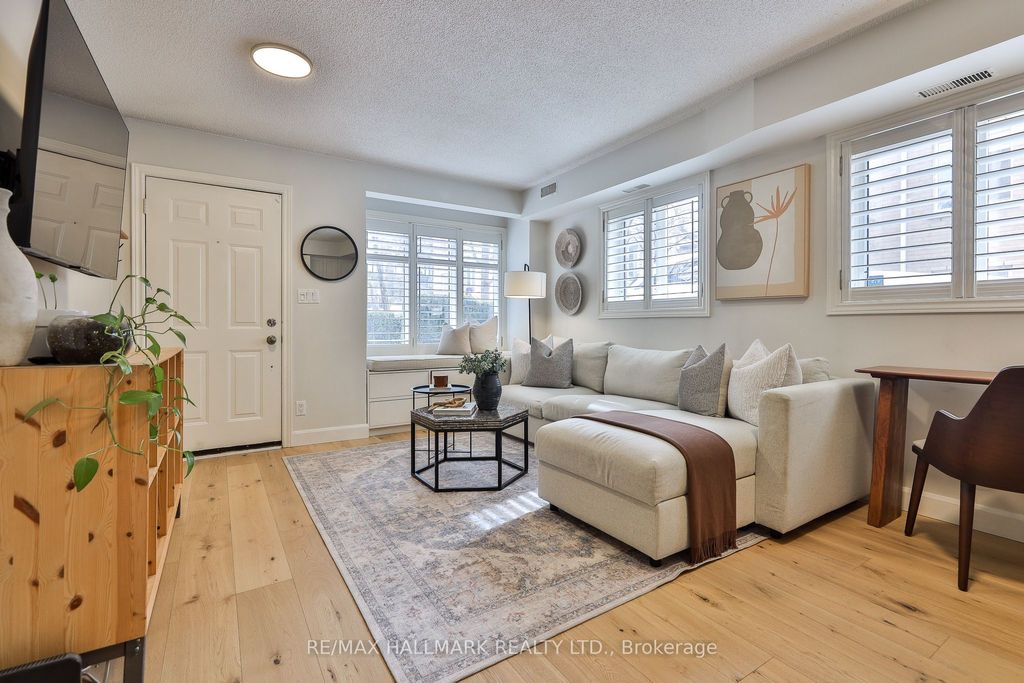 Photo of 208 Niagara Street #59, Toronto, ON M6J 3W5 (MLS # C13002552)