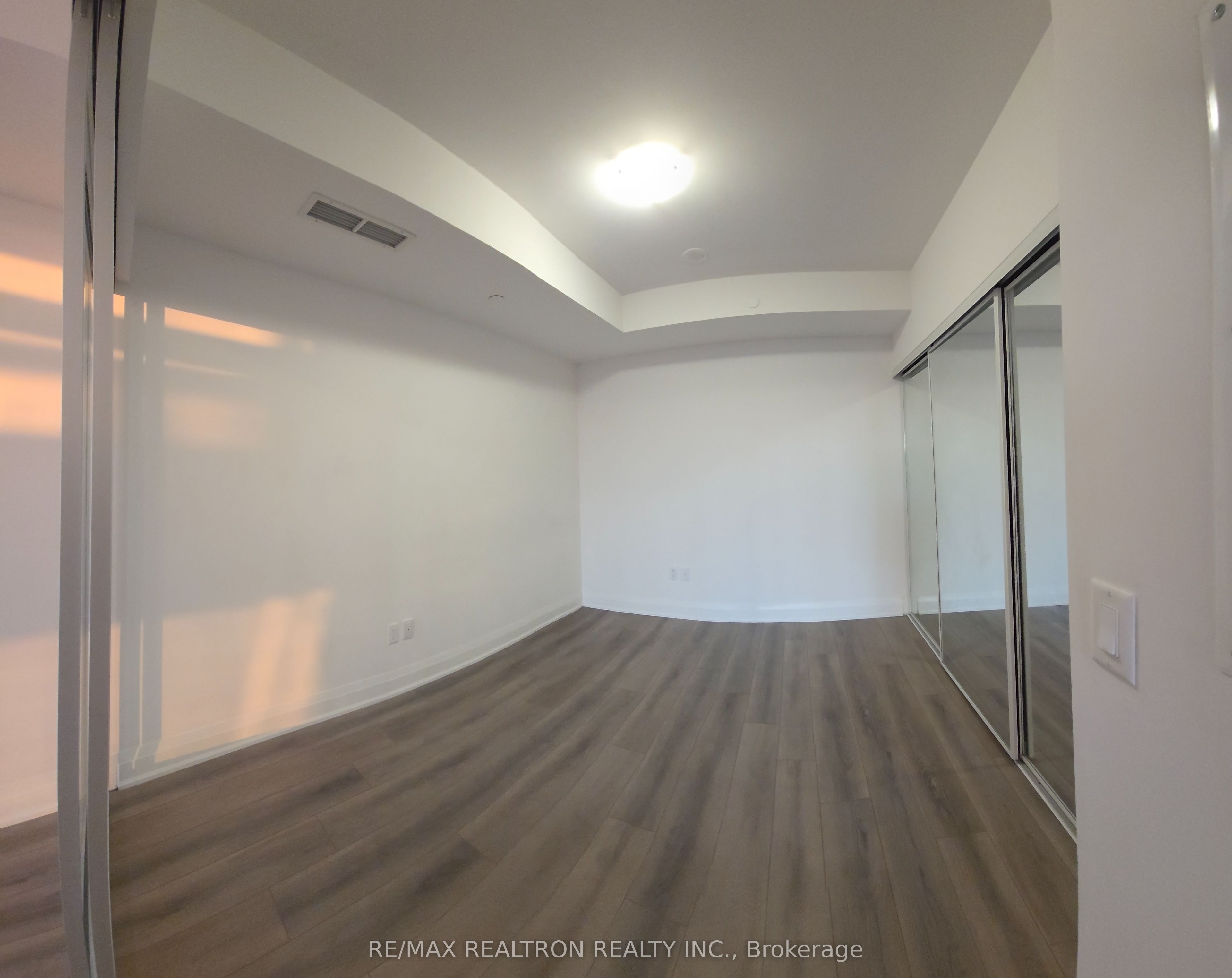 10 Gatineau Drive 709