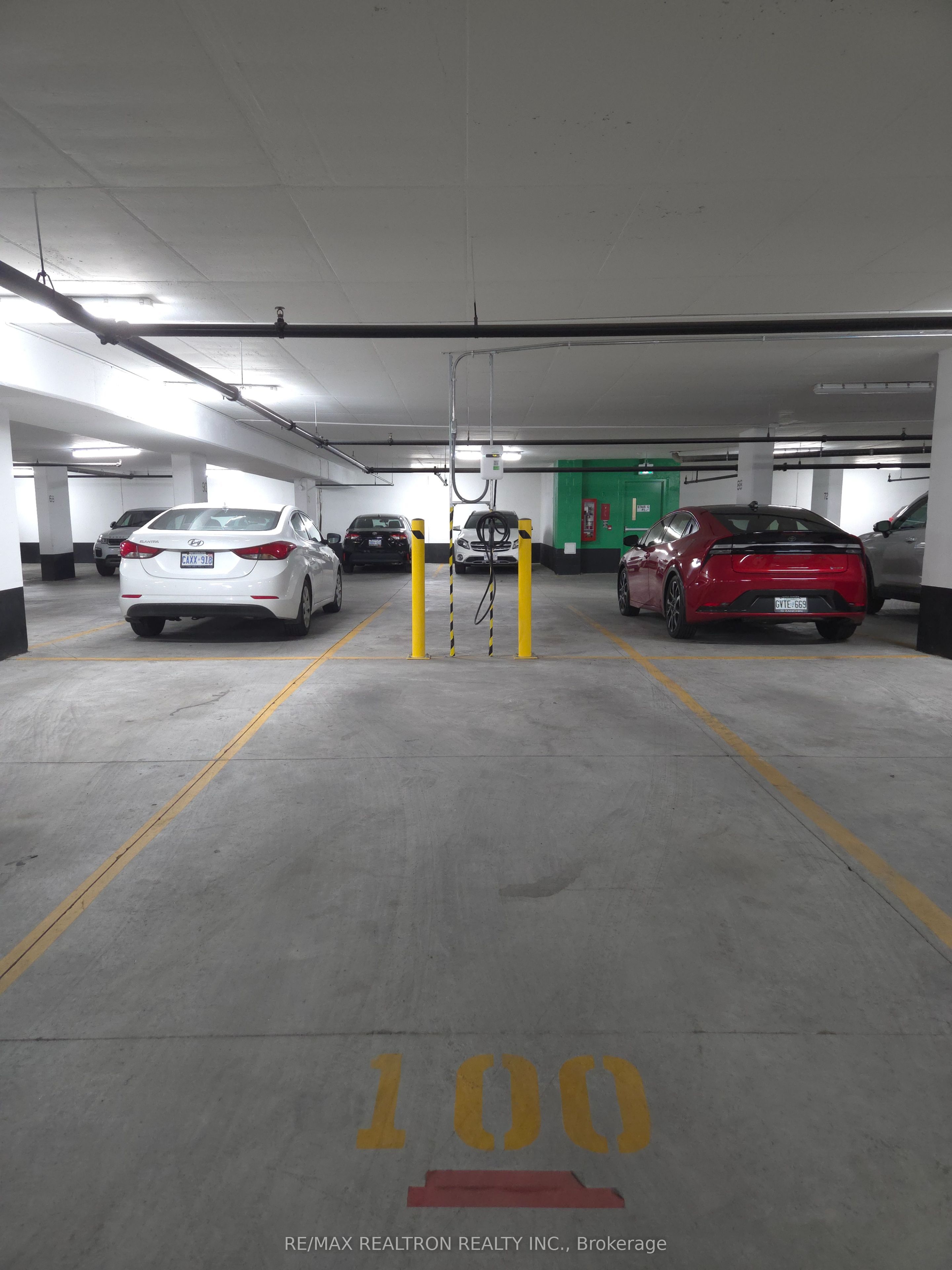 10 Gatineau Drive 709
