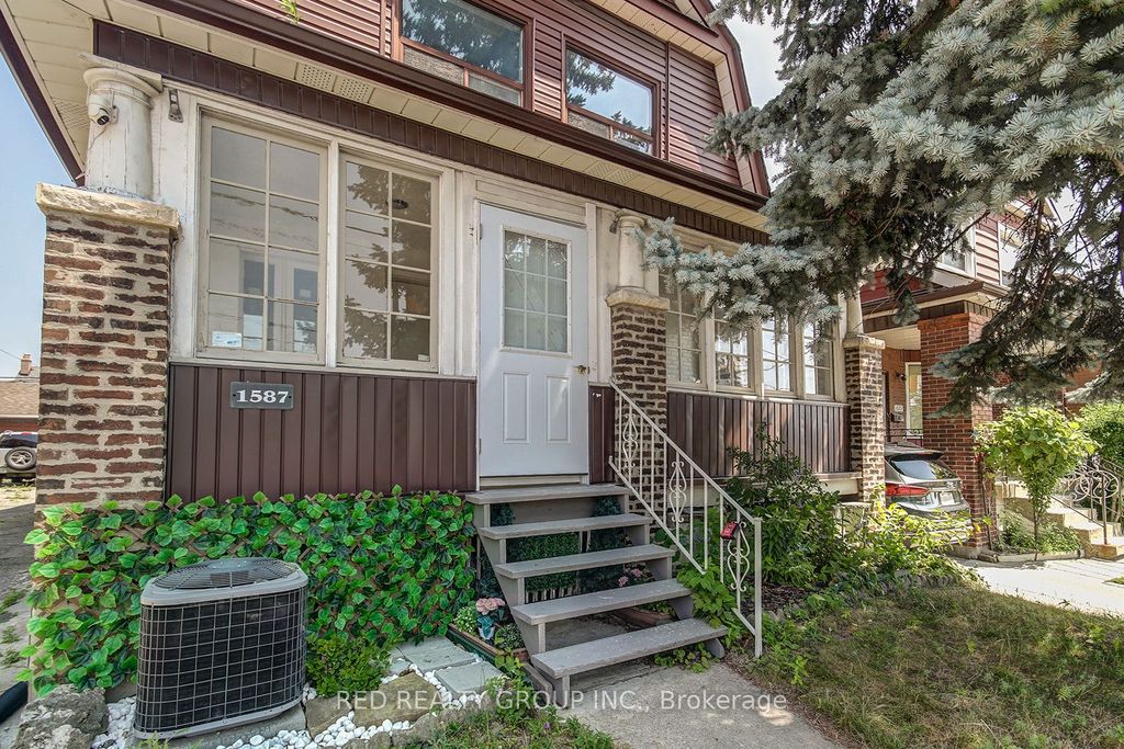 Photo of 1587 Dufferin Street, Toronto, ON M6H 3L5 (MLS # W12298634)