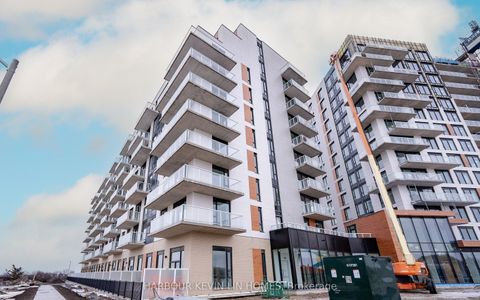 6 David Eyer Road 409 Richmond Hill ON L4S 0N5