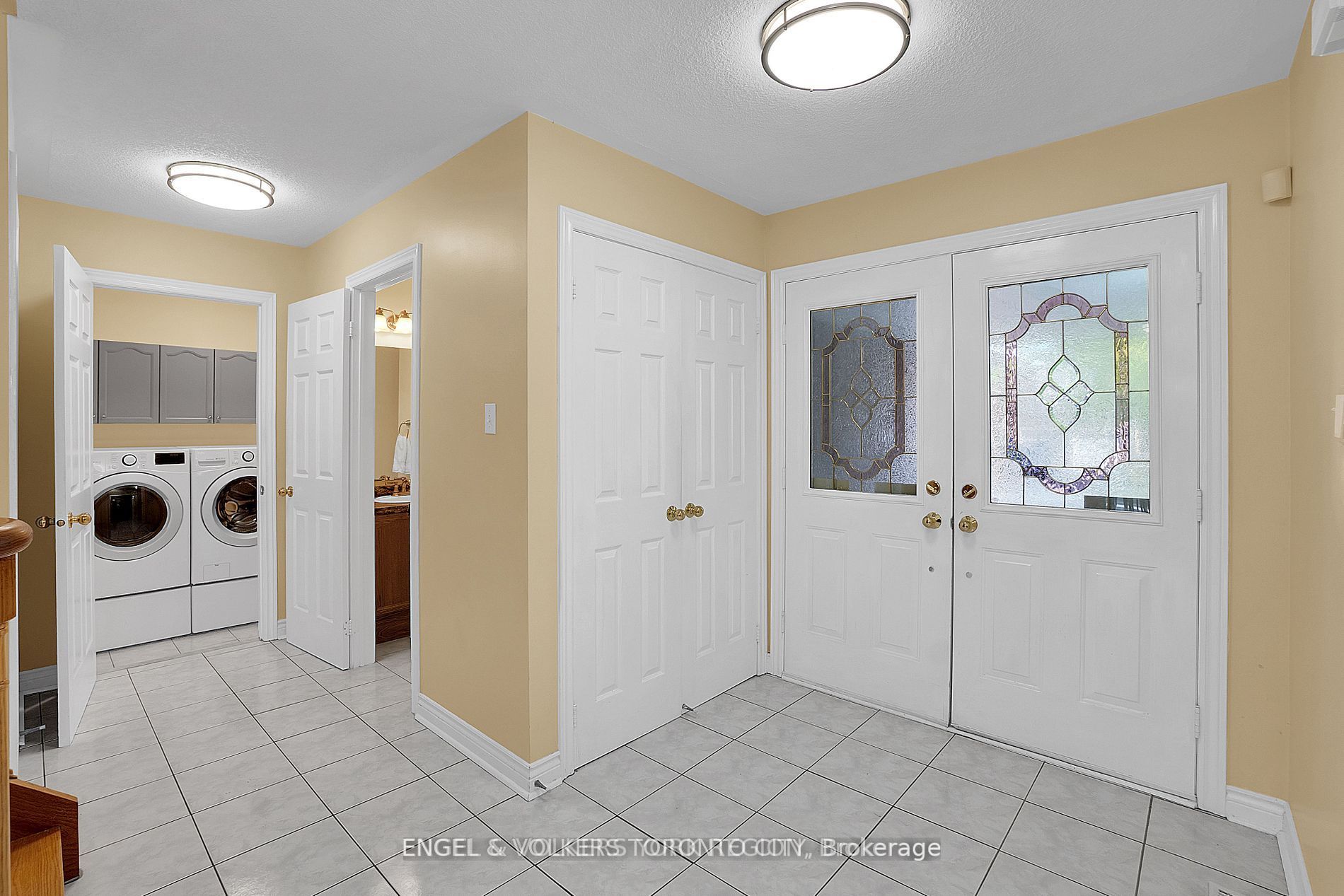 24 Timber Valley Avenue