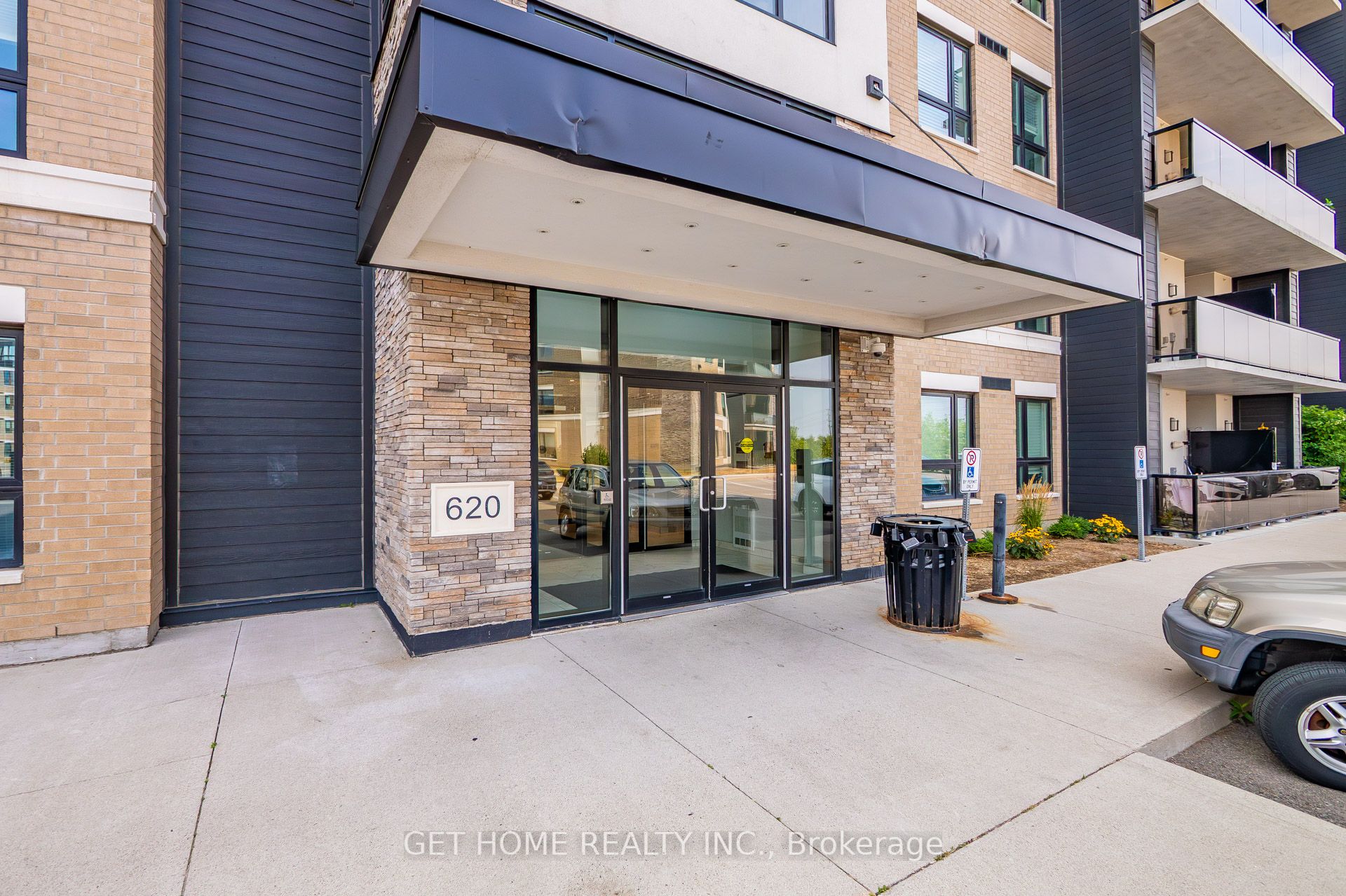 620 Sauve Street 412