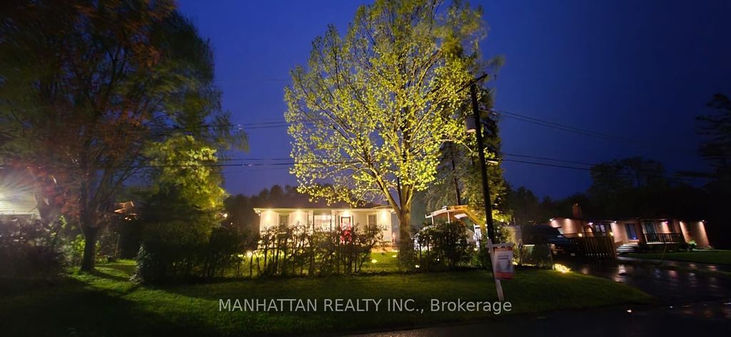 Photo of 10 Victor Drive, Whitchurch-Stouffville, ON L4A 3G5 (MLS # N12681452)