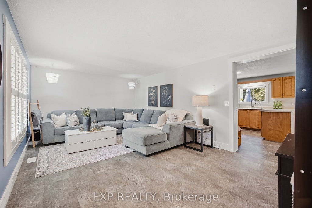 Photo of 1065 Howick Street, Howick, ON N0G 2X0 (MLS # X13829296)