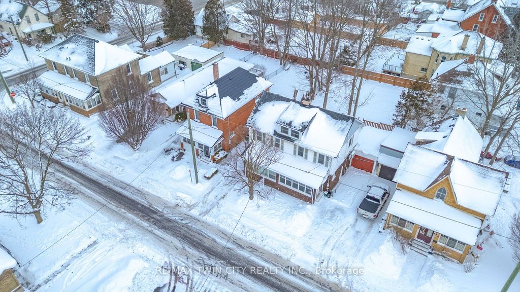 Photo of 48 Beale Street #2, Woodstock, ON N4S 6X1 (MLS # X12712680)