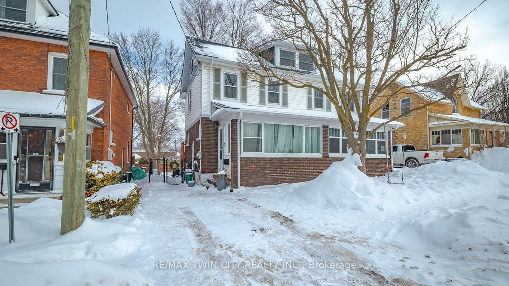 Photo of 48 Beale Street #2, Woodstock, ON N4S 6X1 (MLS # X12712680)