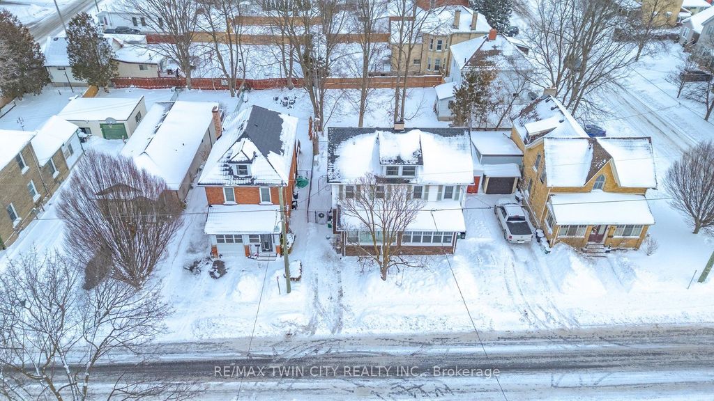 Photo of 48 Beale Street #2, Woodstock, ON N4S 6X1 (MLS # X12712680)