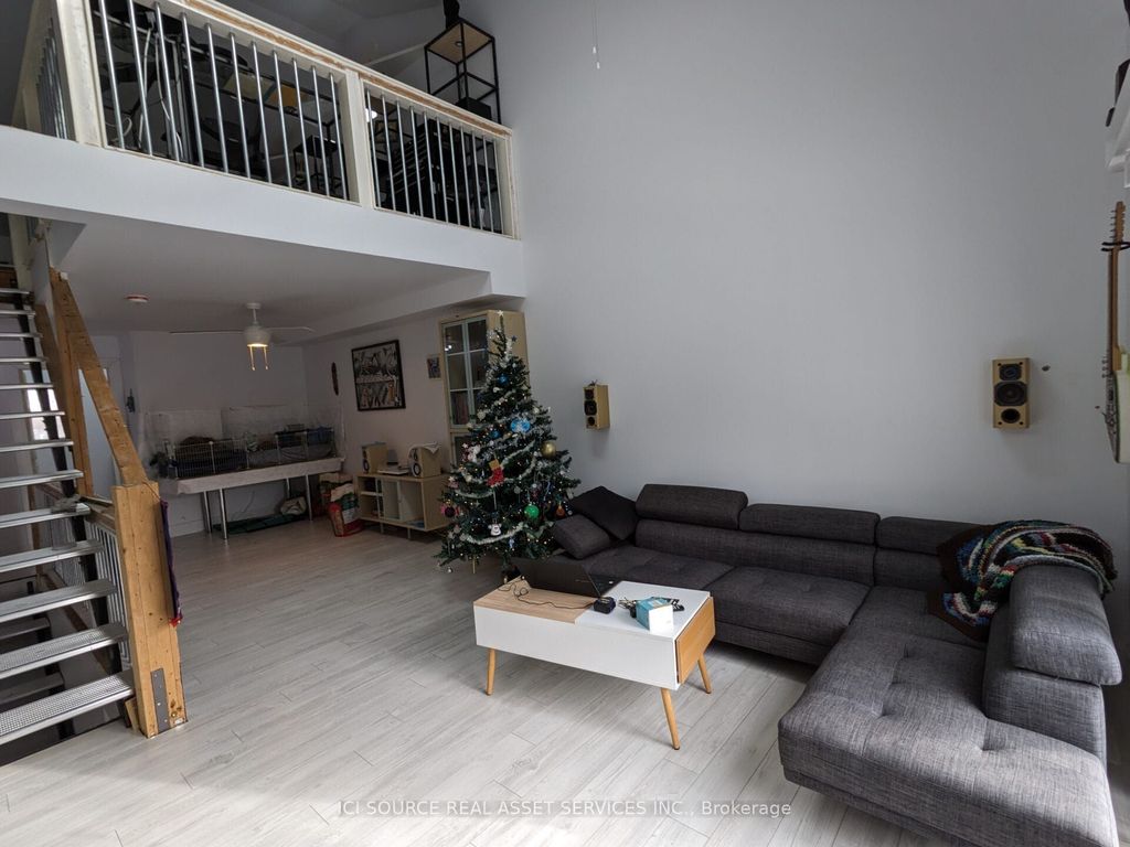 Photo of 1168 Canterbury Road, Mississauga, ON L5G 4A2 (MLS # W12742470)