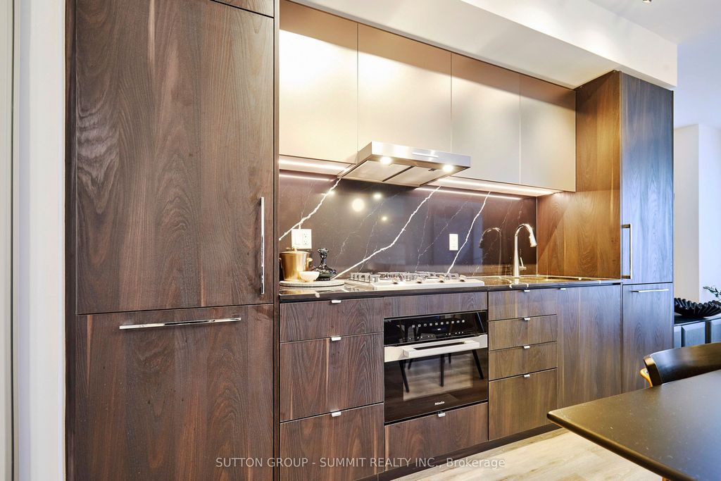 Photo of 771 YONGE Street #2501, Toronto, ON M4W 0B8 (MLS # C13158052)