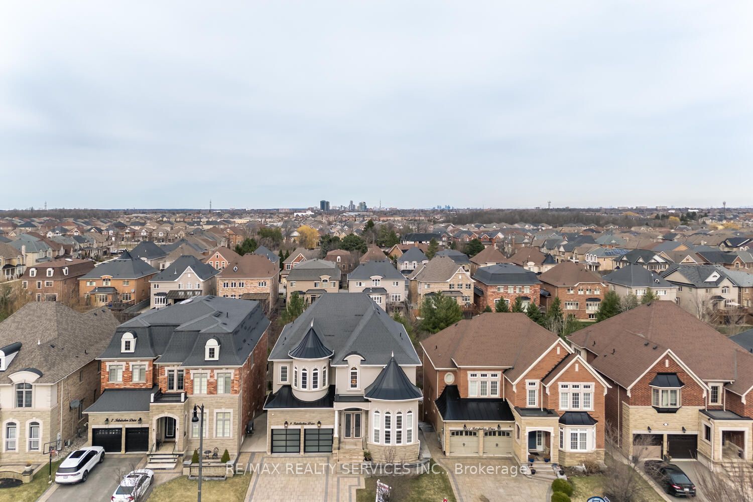 9 Interlacken Drive