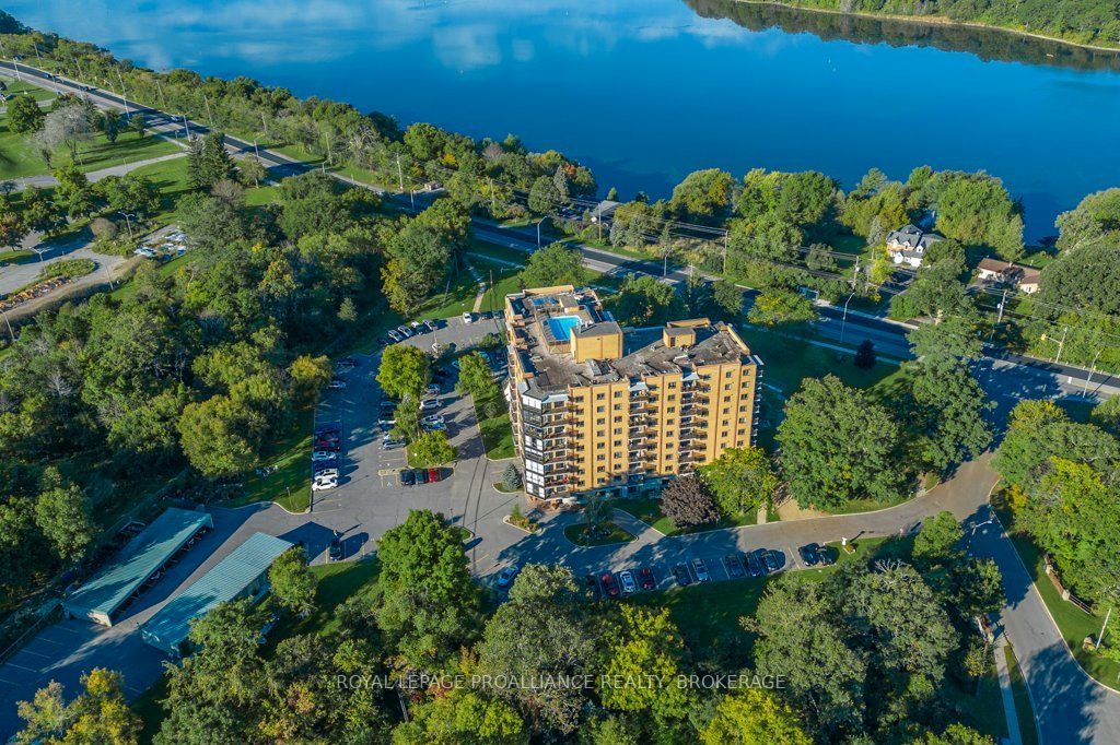 Photo of 120 Barrett Court #606, Kingston, ON K7L 5H6 (MLS # X12875766)