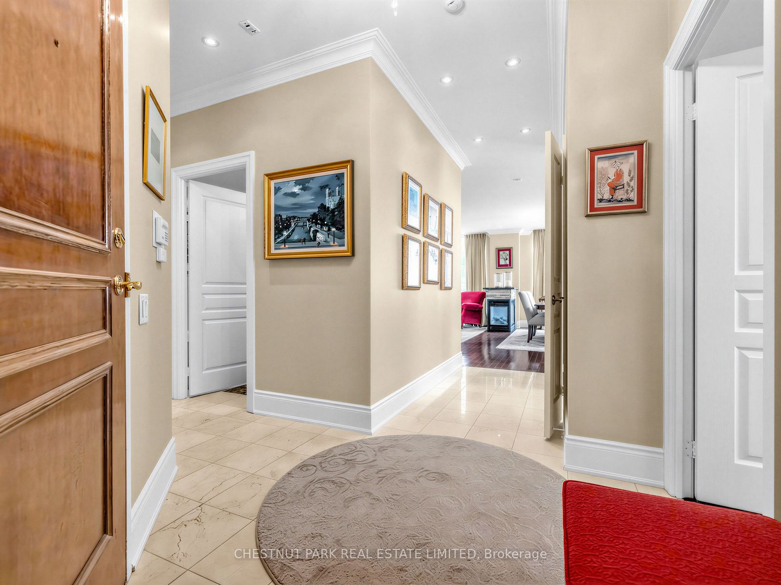 55 Delisle Avenue 901