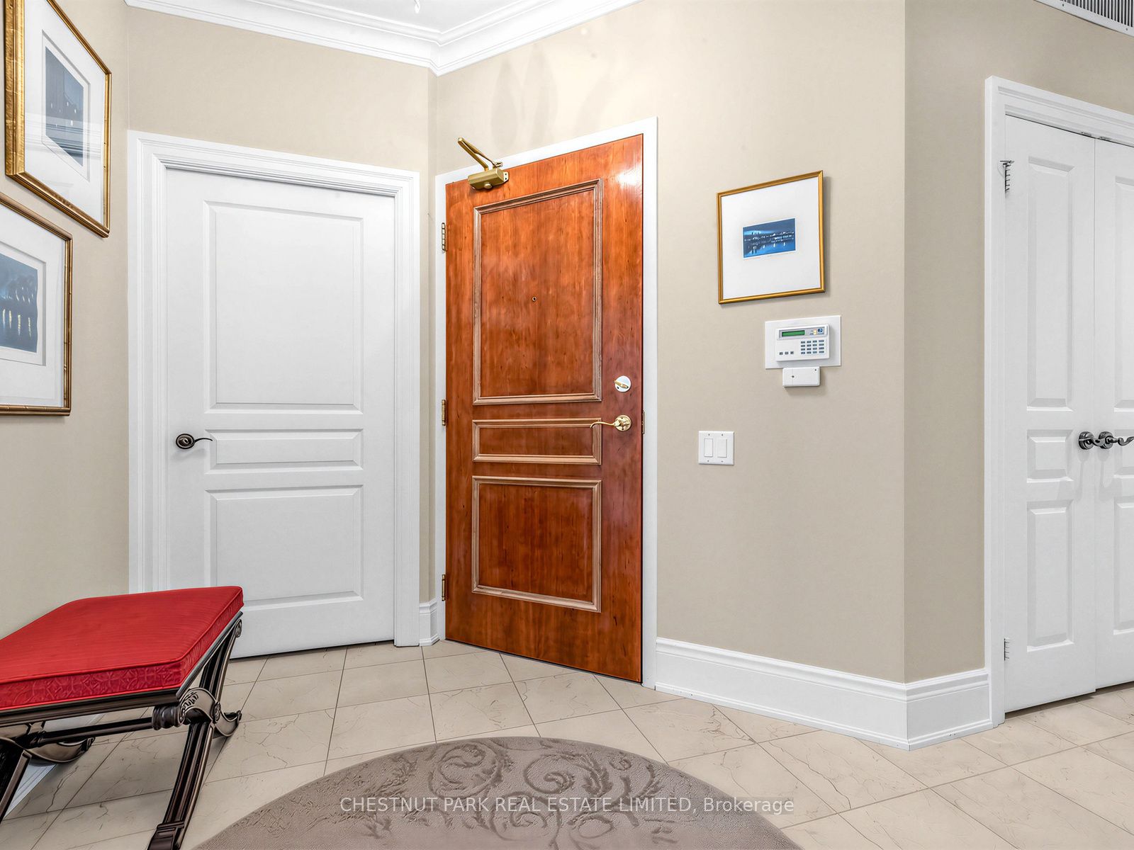 55 Delisle Avenue 901