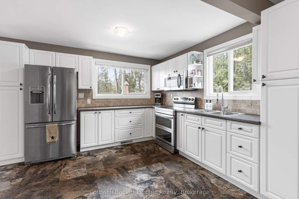 Photo of 30 Woods Avenue, Kawartha Lakes, ON K0L 2W0 (MLS # X13664240)