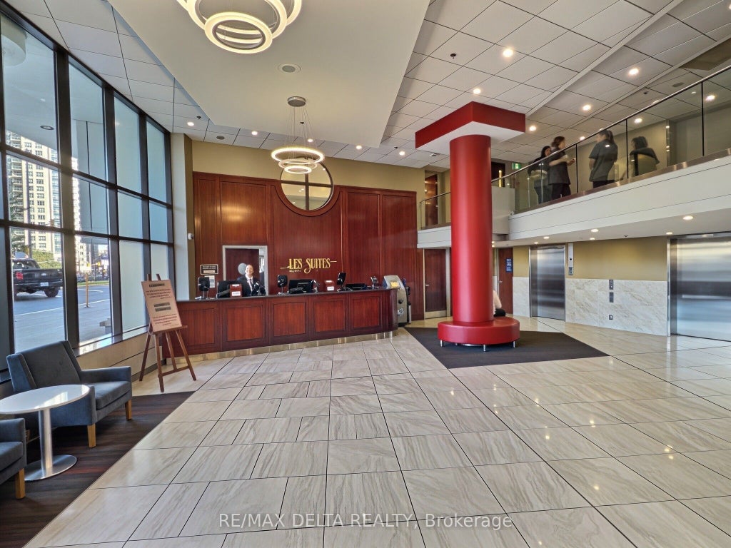 Photo of 130 Besserer Street #1905, Lower Town - Sandy Hill, ON K1N 9M9 (MLS # X13879248)