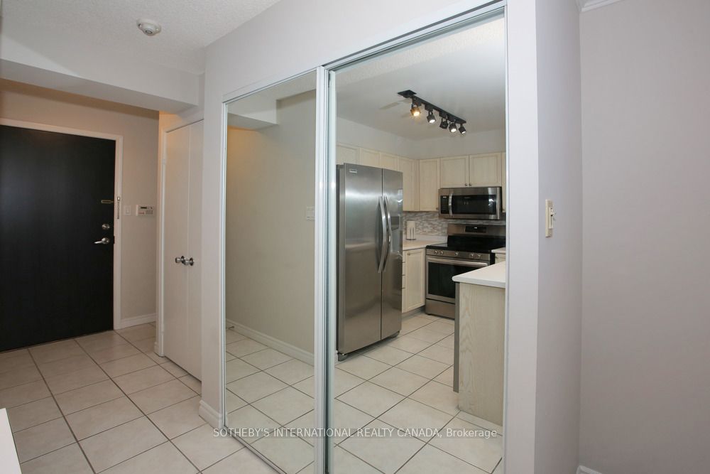 600 Queens Quay W 505