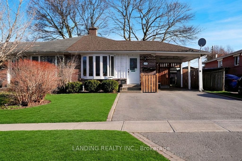 Photo of 1391 Tatra Drive, Pickering, ON L1W 1K7 (MLS # E13028208)