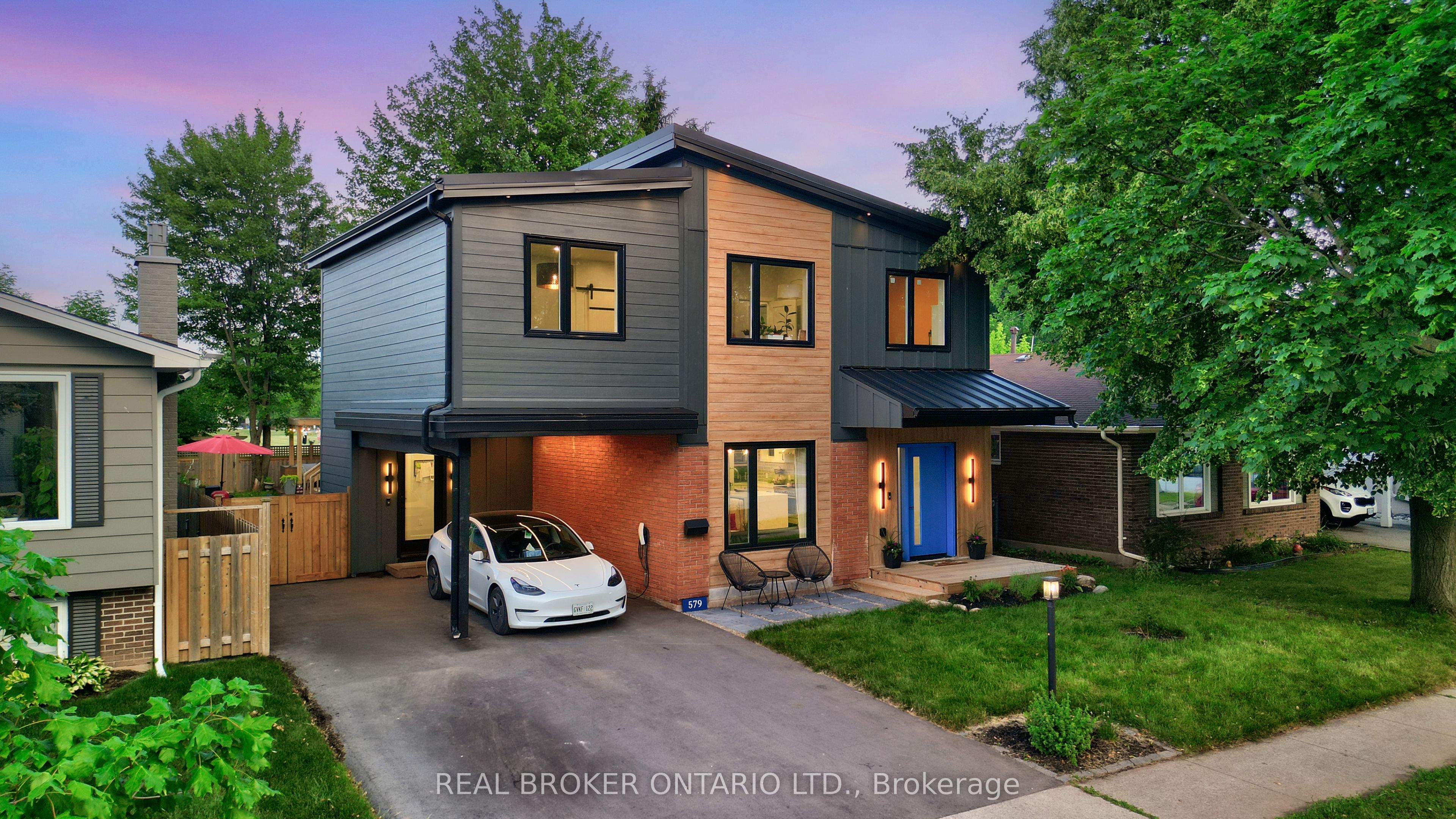 579 Chamberlain Road